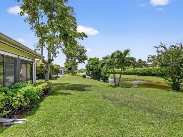 Продажа дома по адресу 6043 Petaluma Drive - фото 6419490