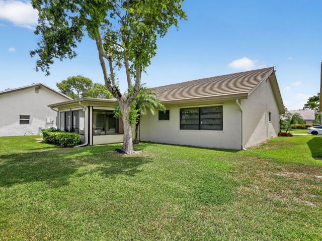 Продажа дома по адресу 6043 Petaluma Drive - фото 6419493