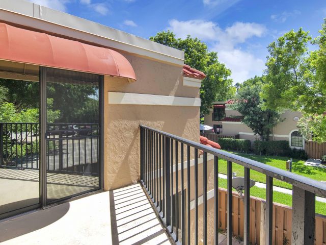 Дом в аренду по адресу 8050 Severn Drive A - фото 6427531