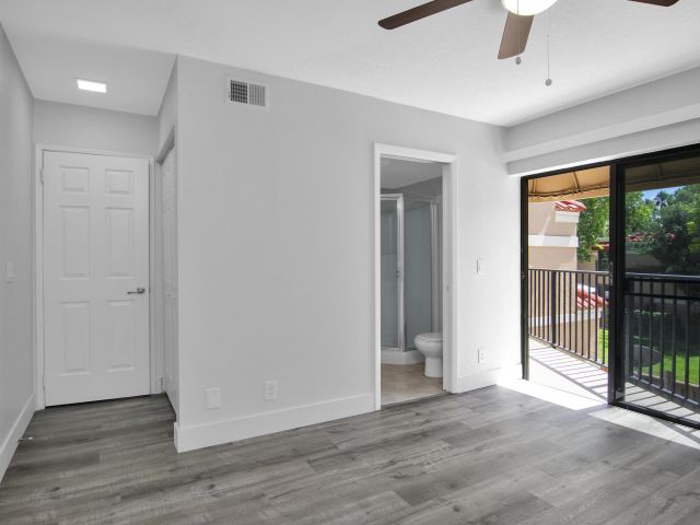 Дом в аренду по адресу 8050 Severn Drive A - фото 6427532