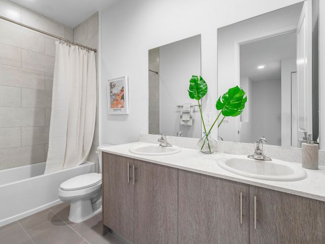 Продажа дома по адресу 6353 Tenor Drive - фото 6419459