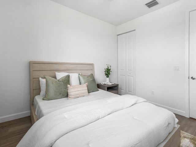 Продажа дома по адресу 6353 Tenor Drive - фото 6419461