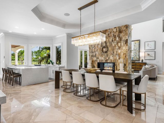 Продажа дома по адресу 121 Royal Palm Way - фото 6431468