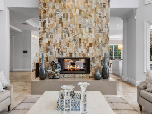 Продажа дома по адресу 121 Royal Palm Way - фото 6431470