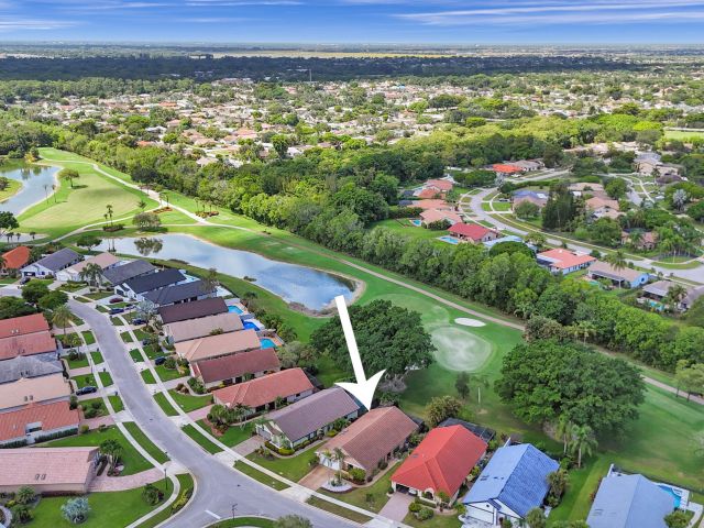 Продажа дома по адресу 11162 Clover Leaf Circle - фото 6421335