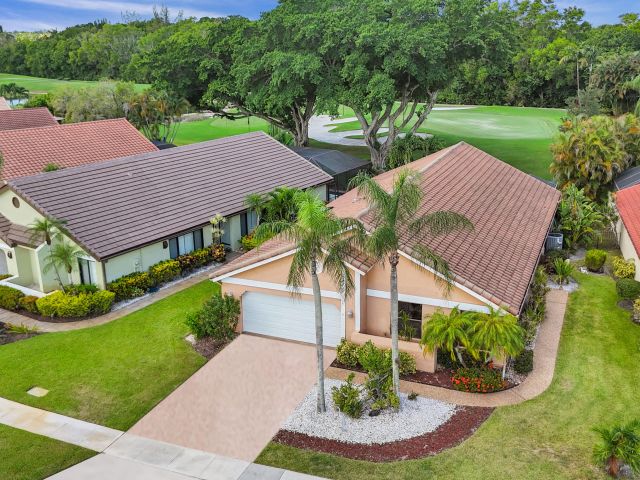 Продажа дома по адресу 11162 Clover Leaf Circle - фото 6421336