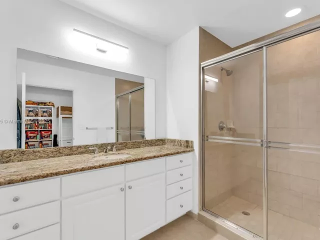 Продажа квартиры #610 - фото 6735020