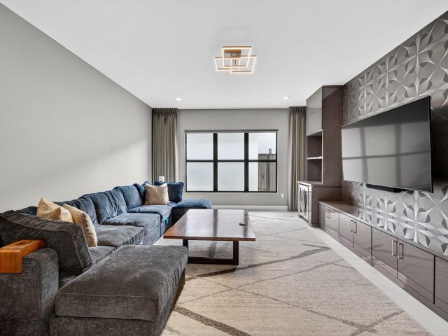 Продажа дома по адресу 8618 Tower Bridge Court - фото 6422328