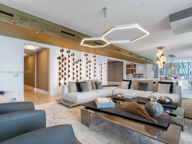 Продажа квартиры #1401/02 - фото 6430567