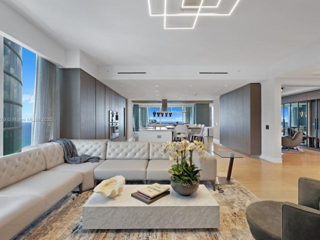 Продажа квартиры #1401/02 - фото 6430574