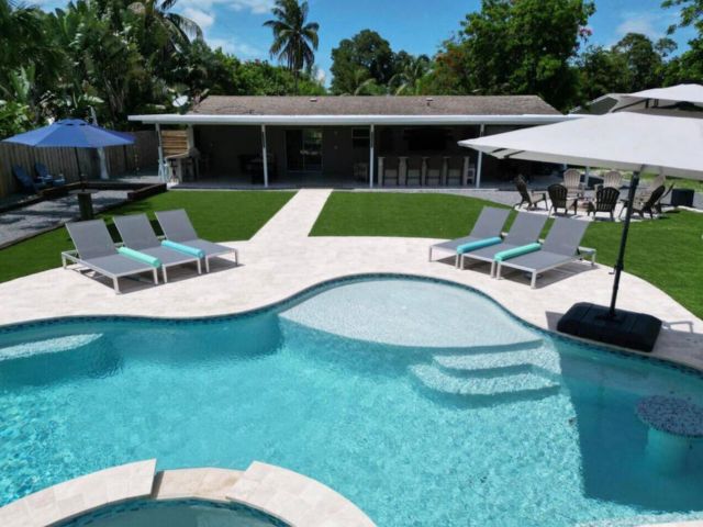 Дом в аренду по адресу 270 NW 36th Street - фото 6425152