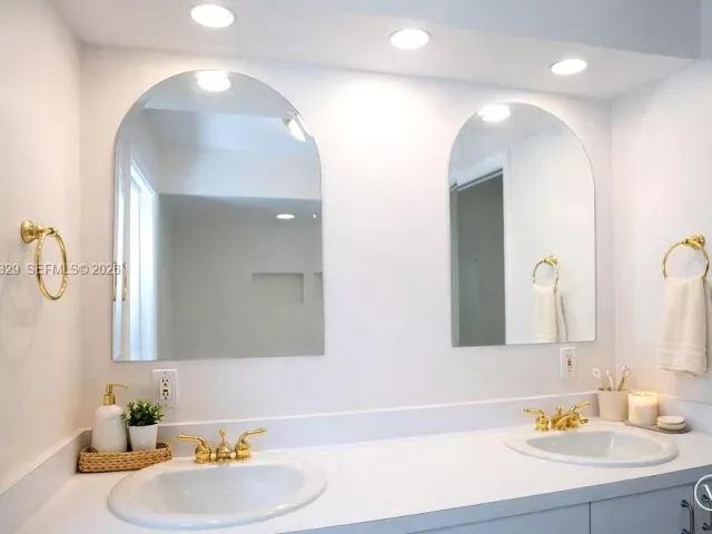 Продажа дома по адресу 400 Saint Andrews Rd 56 - фото 7279510