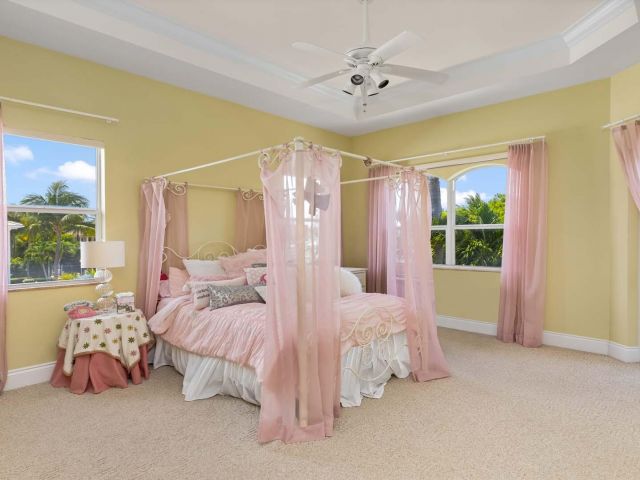 Продажа дома по адресу 929 Banyan Drive - фото 6427593