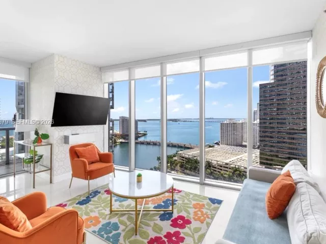 Продажа квартиры #2210 - фото 6429713