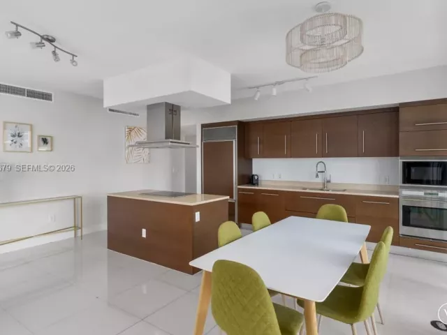 Продажа квартиры #2210 - фото 6429706