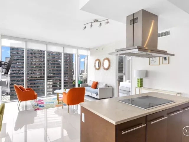 Продажа квартиры #2210 - фото 6429703