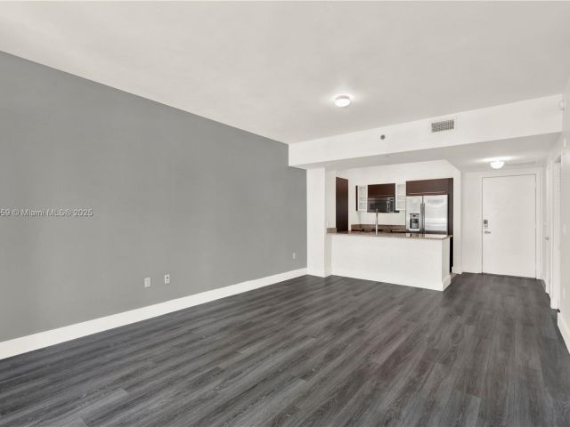 Продажа квартиры #802 - фото 7461281