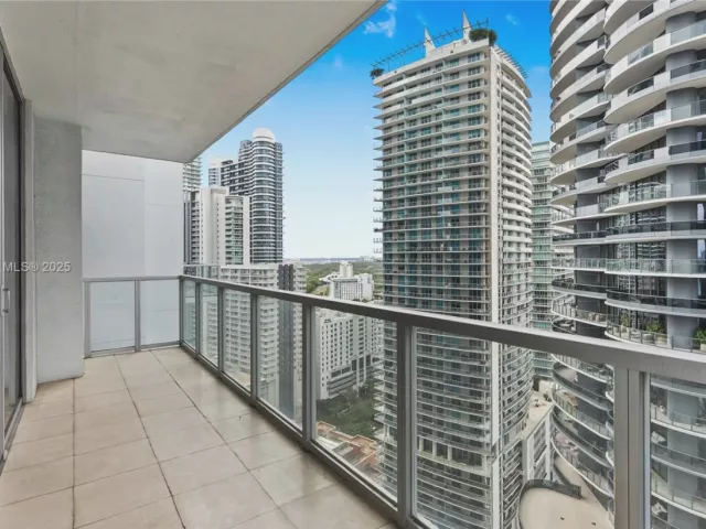 Продажа квартиры #2620 - фото 6428892