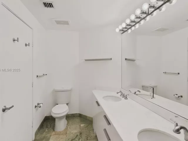 Продажа квартиры #2620 - фото 6428881