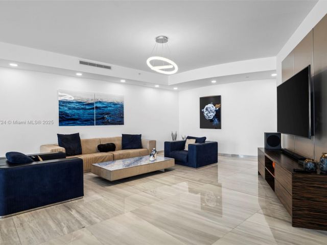 Квартира в аренду номер2105 - фото 6430756