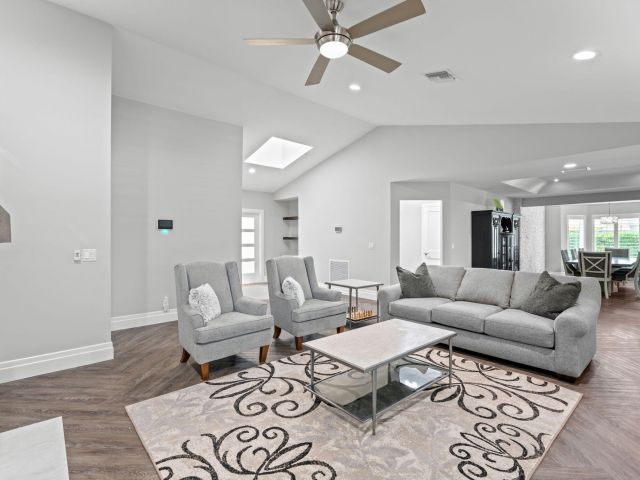 Продажа дома по адресу 21059 Sweetwater Lane N - фото 6432584