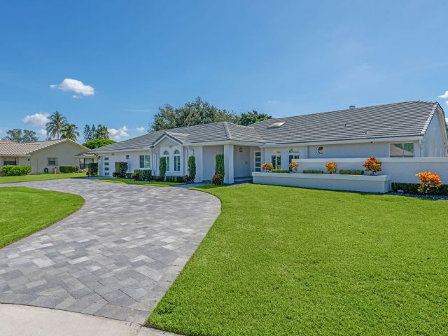 Продажа дома по адресу 21059 Sweetwater Lane N - фото 6432587