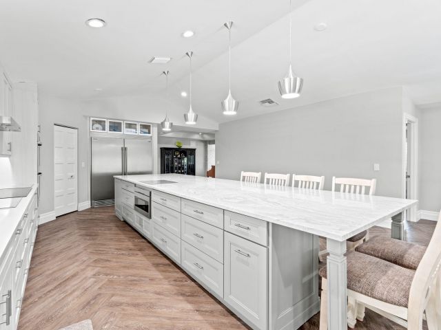 Продажа дома по адресу 21059 Sweetwater Lane N - фото 6496029