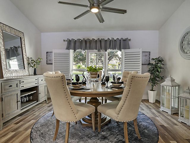 Продажа дома по адресу 2155 Rabbit Hollowe Circle - фото 6430402