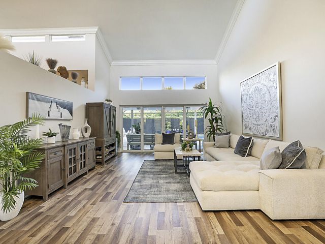 Продажа дома по адресу 2155 Rabbit Hollowe Circle - фото 6430404