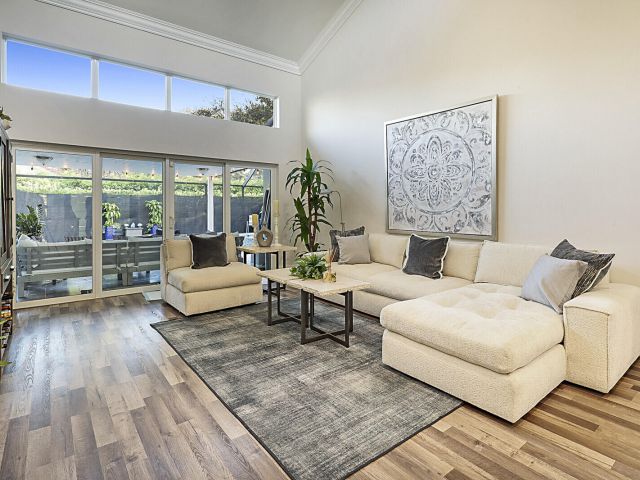 Продажа дома по адресу 2155 Rabbit Hollowe Circle - фото 6430406