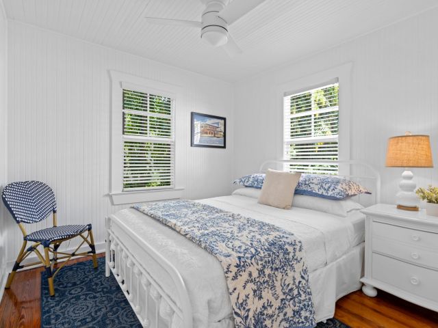 Дом в аренду по адресу 122 SE 7th Avenue - фото 6430446