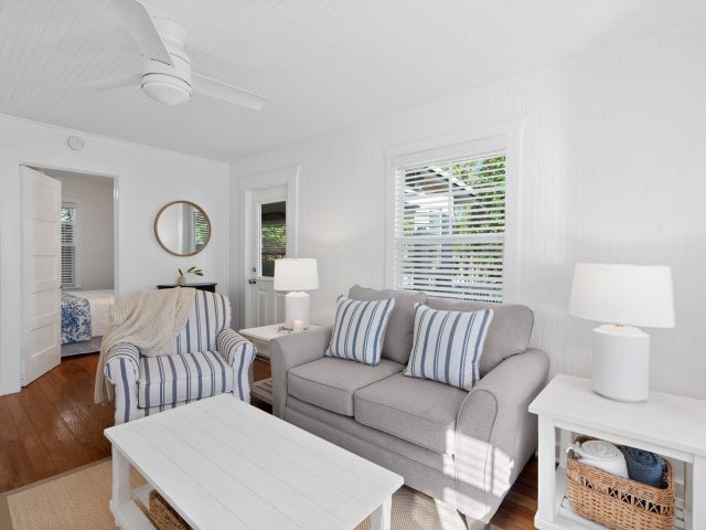 Дом в аренду по адресу 118 SE 7th Avenue - фото 6431206