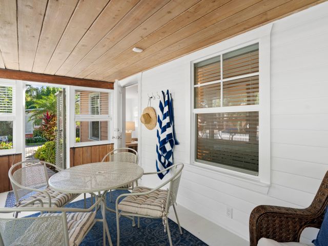 Дом в аренду по адресу 118 SE 7th Avenue - фото 6431209