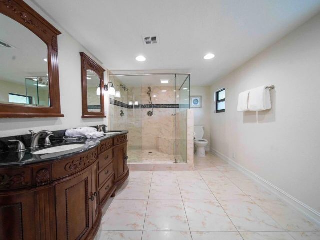 Дом в аренду по адресу 3042 Cardinal Drive - фото 6431577