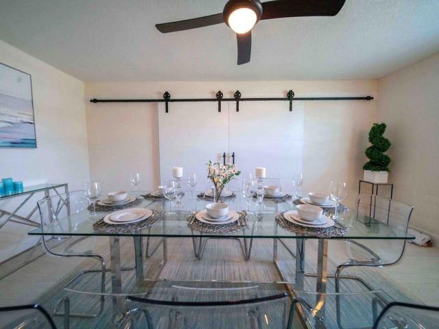 Дом в аренду по адресу 3042 Cardinal Drive - фото 6431584