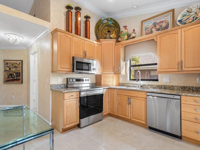 Продажа дома по адресу 11434 Boca Woods Lane - фото 6431755