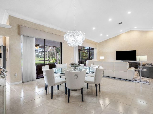 Продажа дома по адресу 11434 Boca Woods Lane - фото 6431758