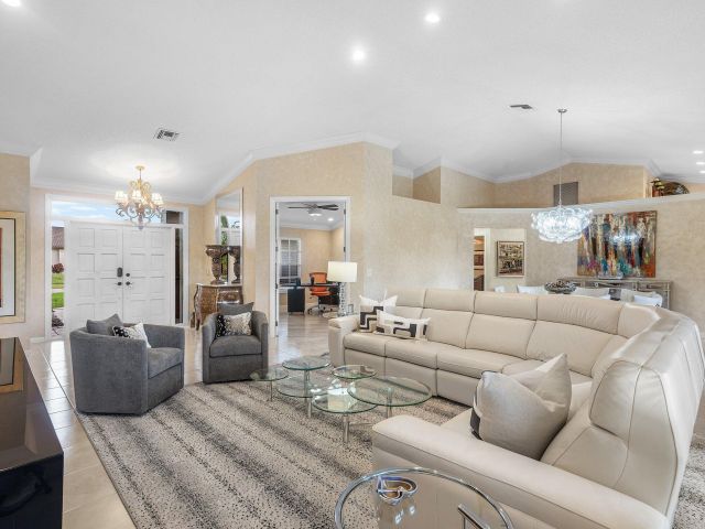 Продажа дома по адресу 11434 Boca Woods Lane - фото 6431760