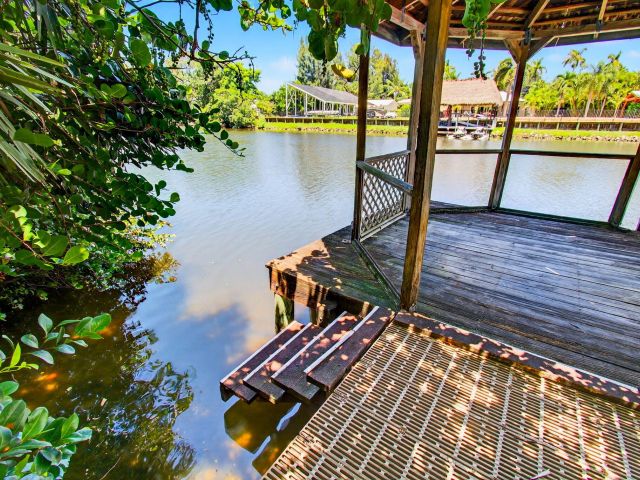 Продажа дома по адресу 420 Santa Fe Road - фото 6432250