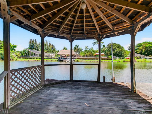 Продажа дома по адресу 420 Santa Fe Road - фото 6432251