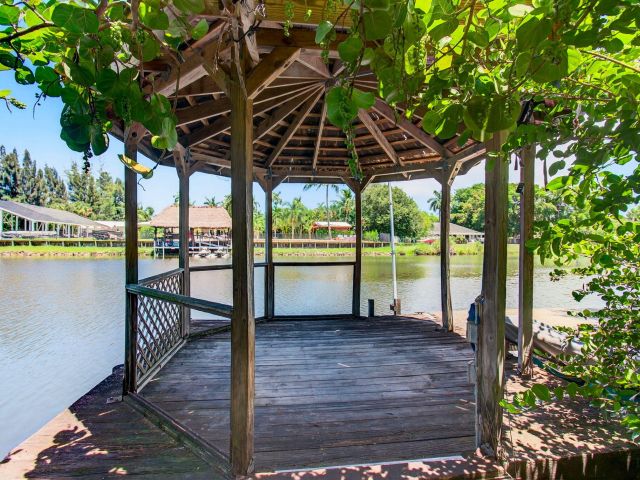 Продажа дома по адресу 420 Santa Fe Road - фото 6432262