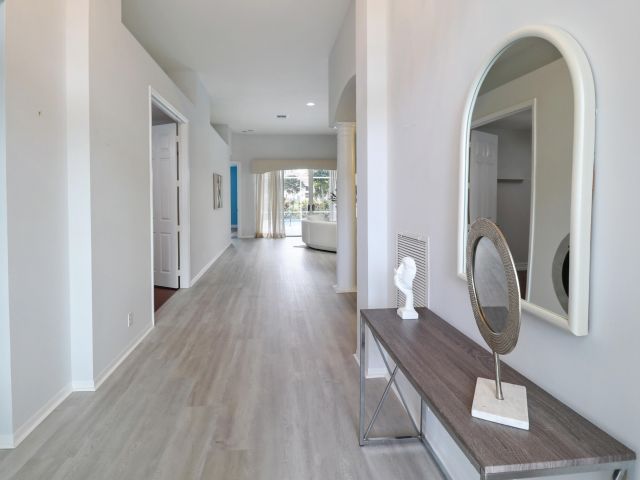 Продажа дома по адресу 12329 Riverfalls Court - фото 6688491