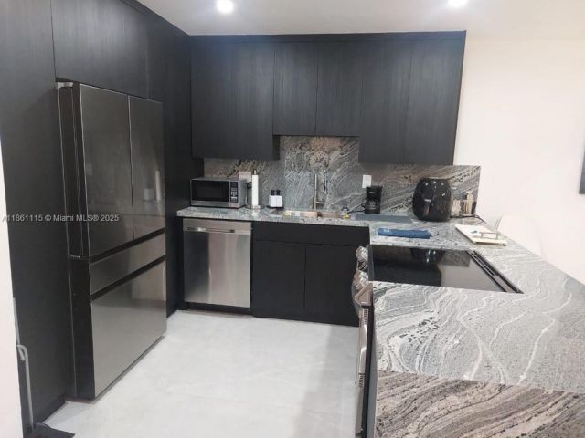 Продажа квартиры #1721 - фото 7443284