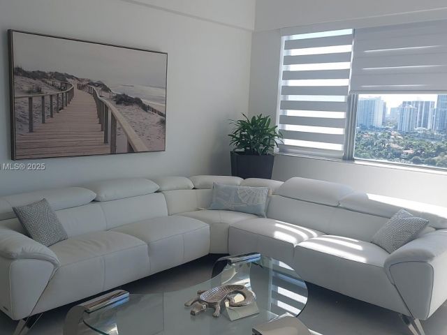 Продажа квартиры #1721 - фото 7443288