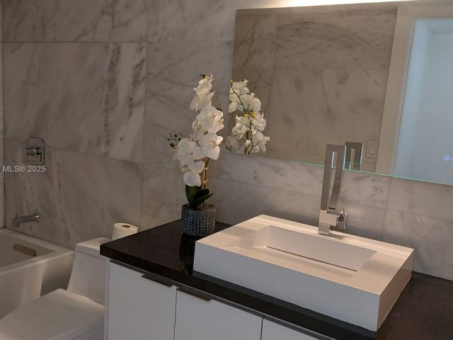 Продажа квартиры #1721 - фото 7443292