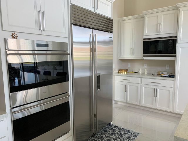 Дом в аренду по адресу 6930 NW 27th Avenue - фото 6924998