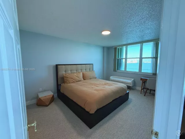 Квартира в аренду номер703 - фото 6435200