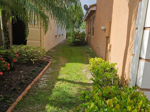 Продажа дома по адресу 421 Gazetta Way - фото 6495296