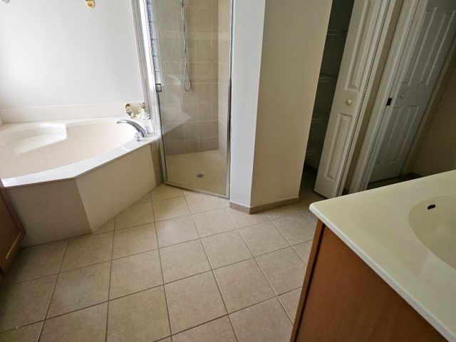 Продажа дома по адресу 421 Gazetta Way - фото 6495299