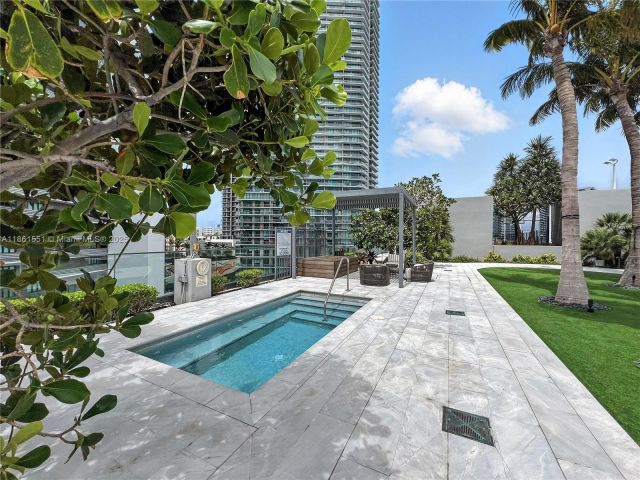 Продажа квартиры #1504 - фото 6435571